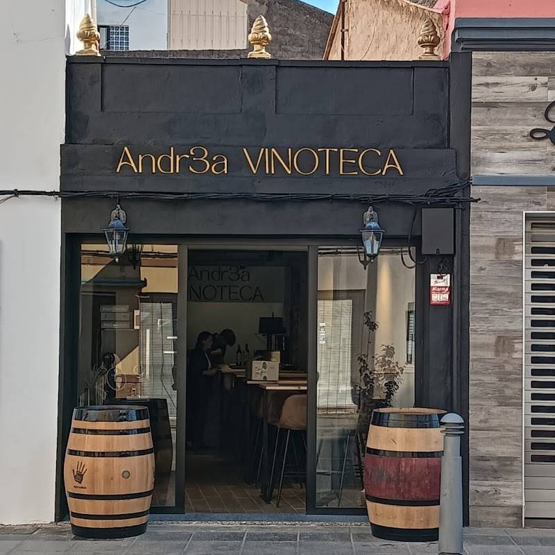 Andrea Vinoteca / Wine Bar en Moncofa