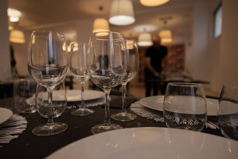 DESKARO BISTRO