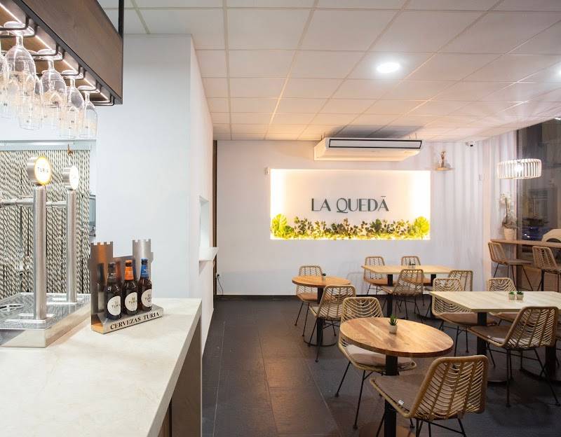 La Quedà Café - Bar