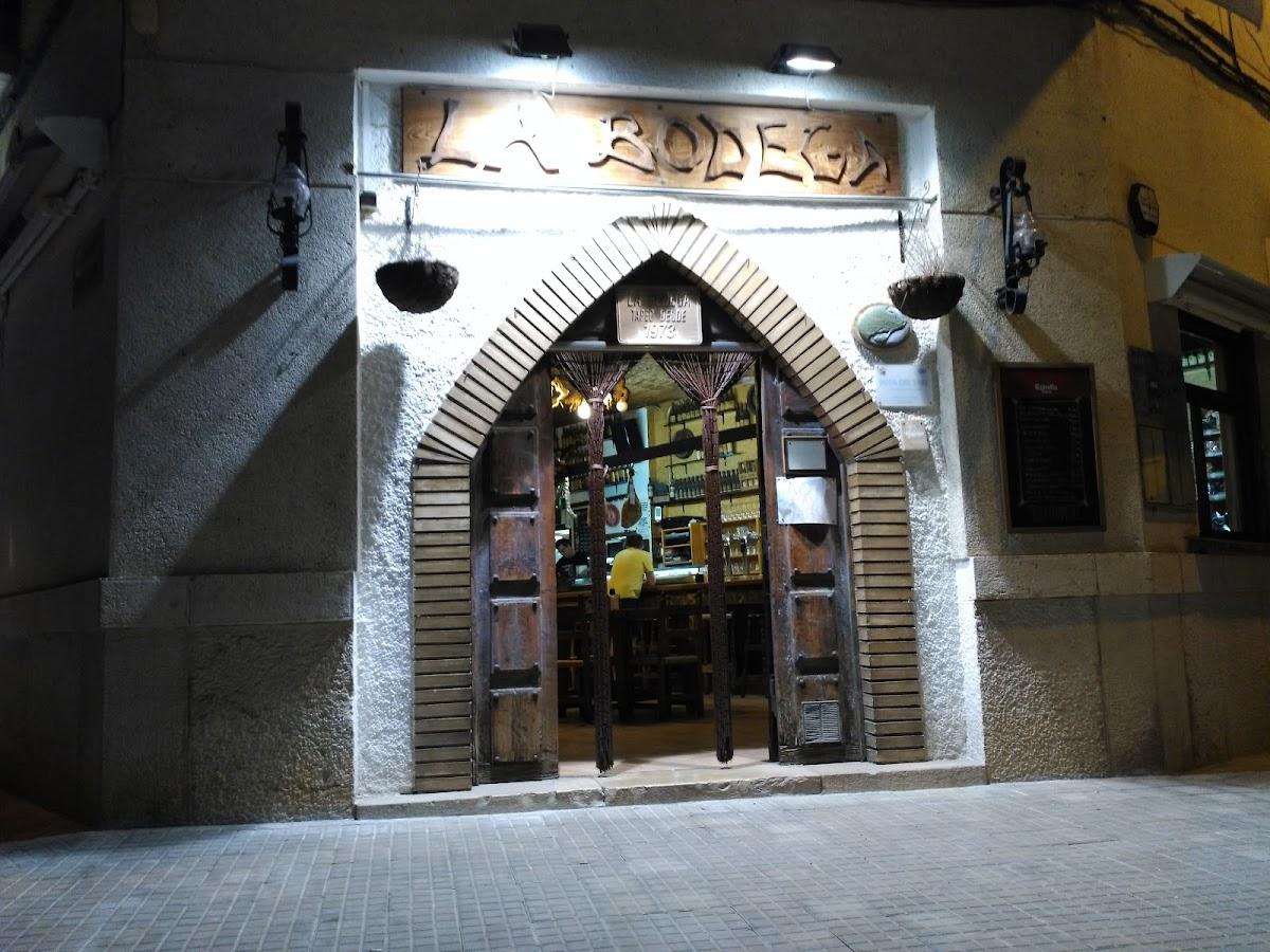 La Bodega - restaurante en La Ràpita, Tarragona, España
