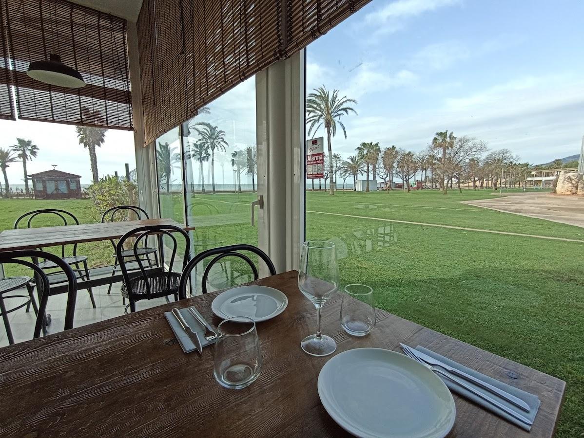 Vermuteria bonmarisc - restaurante en La Ràpita, Tarragona, España