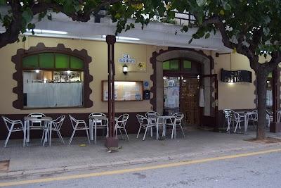 Restaurant Can Subirats - restaurante en El Perelló