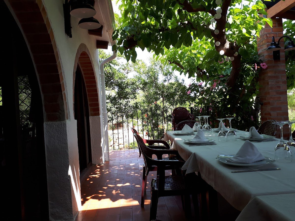 Restaurante Forn Tonico - restaurante en Alcossebre, Castellón, España