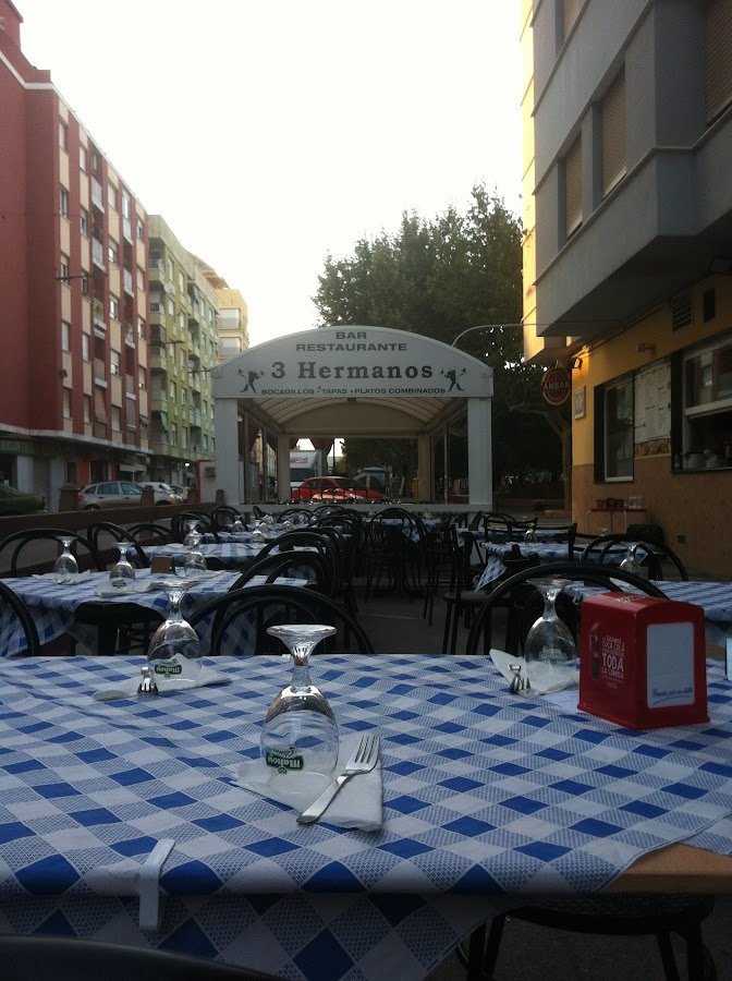 Rte 3 hermanos - restaurante en Alzira, Valencia, España
