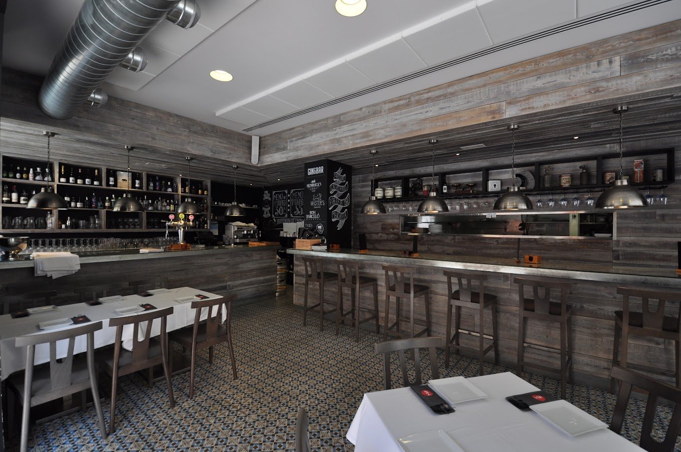 El Mercado Gin & Bar - restaurante en Benicàssim, Castellón, España