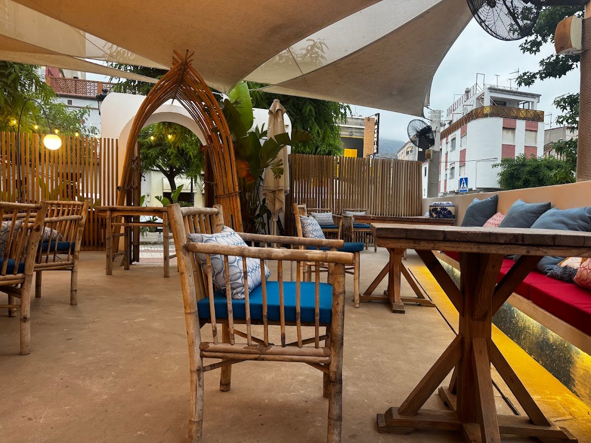 NIBU Restaurant - restaurante en Benicàssim, Castellón, España