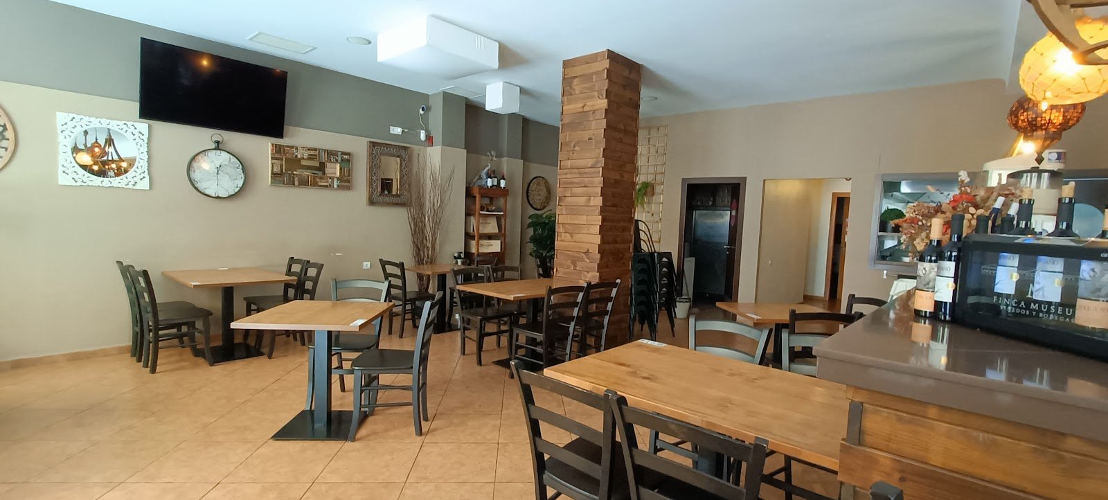 SYMPLE BENICÀSSIM - restaurante en Benicàssim, Castellón, España