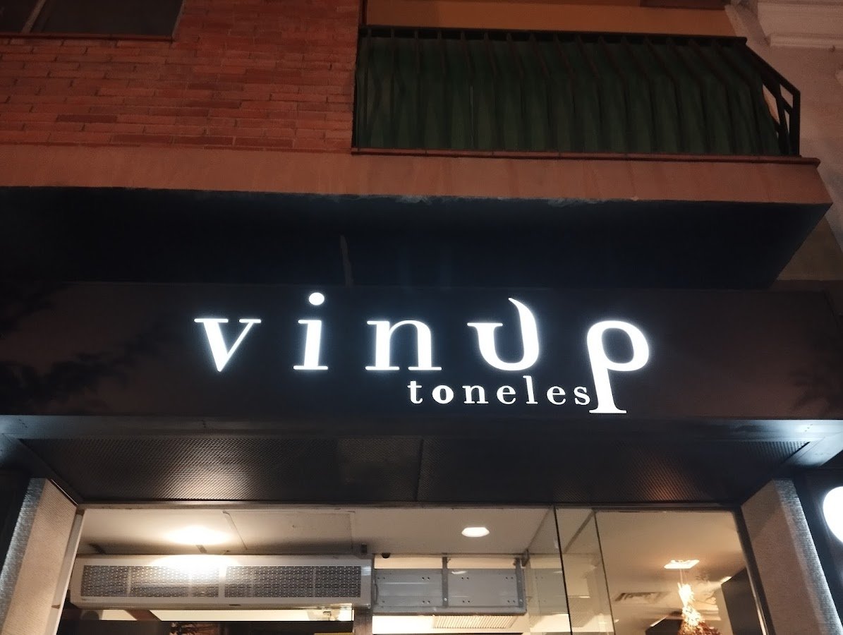 Vi Negre Tasca - restaurante en Benicàssim, Castellón, España