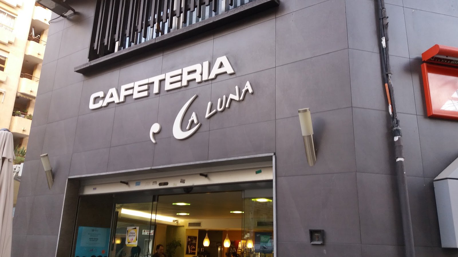 Cafeteria La Luna - restaurante en Castellón de la Plana, Castellón, España