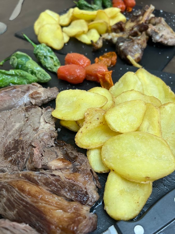 Restaurante Asador Las Brasas - restaurante en Chiva, Valencia, España