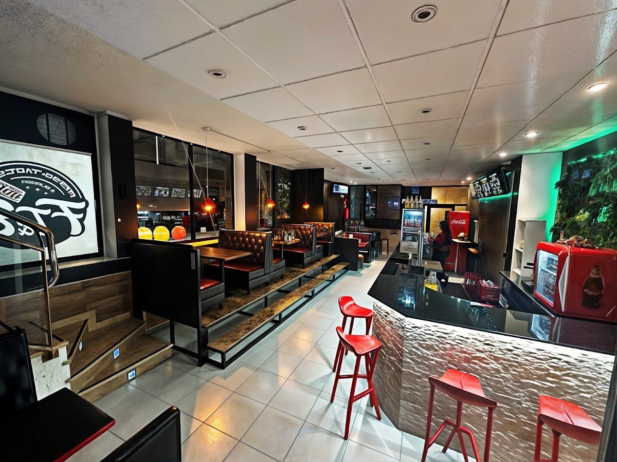 French Tac'OS & Burger - restaurante en La Ràpita, Tarragona, España