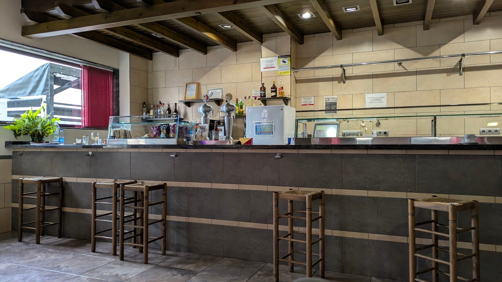 EL ESCONDITE - restaurante en Vinaròs, Castellón, España