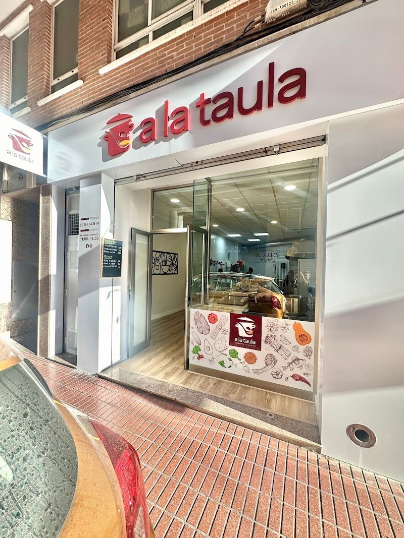 A la taula - Comida para llevar - restaurante en Santa Pola, Alicante, España