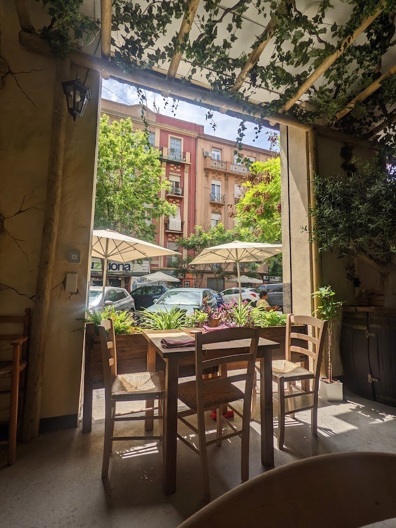 A' Napule - Restaurante Pizzería Napolitana - restaurante en Valencia, Valencia, España