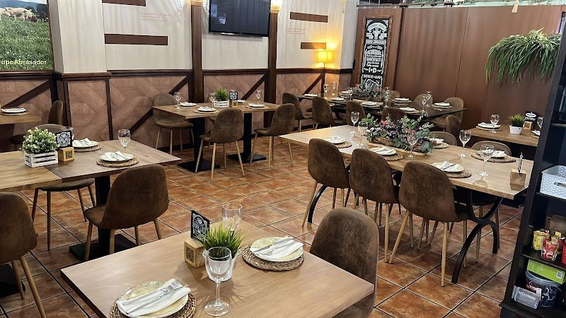 Abrasador El Racó de Mama Lola - restaurante en Elche, Alicante, España