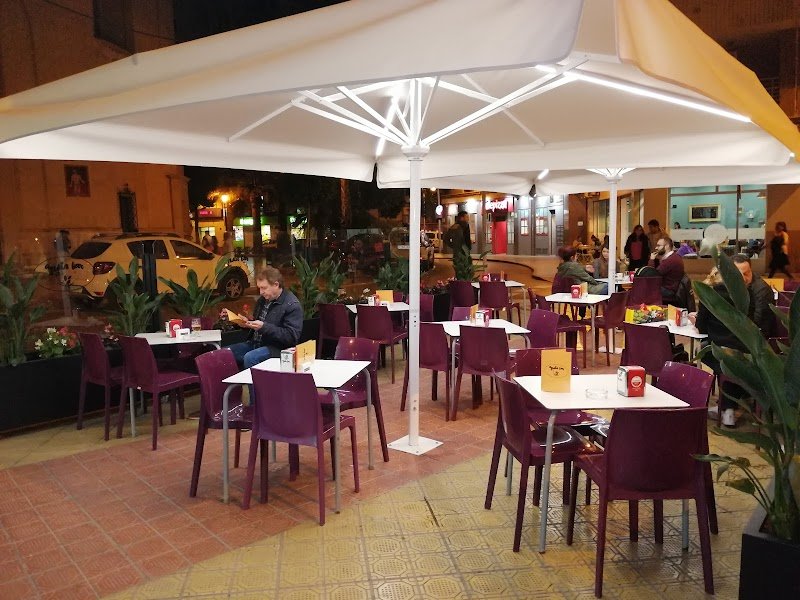 Águila Bar Plaza de España | Restaurante en Elche | Alicante - restaurante en Elche, Alicante, España
