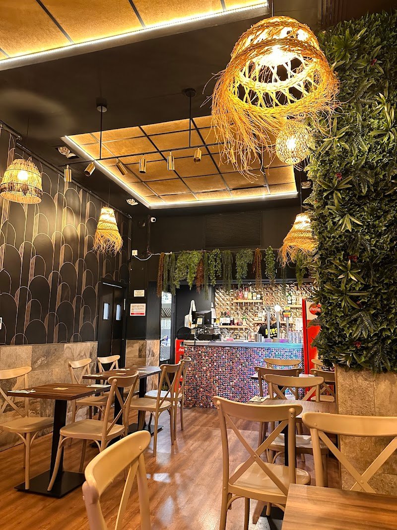Aires Burger Bar | Alicante - restaurante en Alicante, Alicante, España