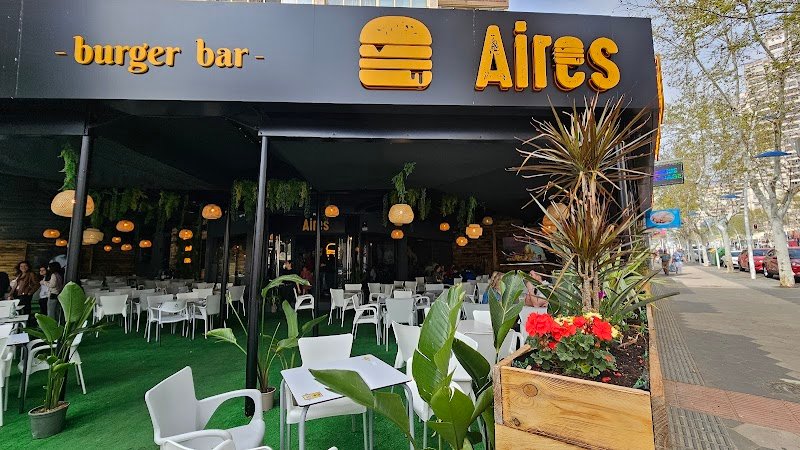 Aires Burger Bar - restaurante en Benidorm, Alicante, España