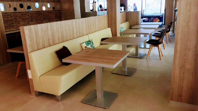 Akacia Resto-Bar - restaurante en Arenales del Sol, Alicante, España