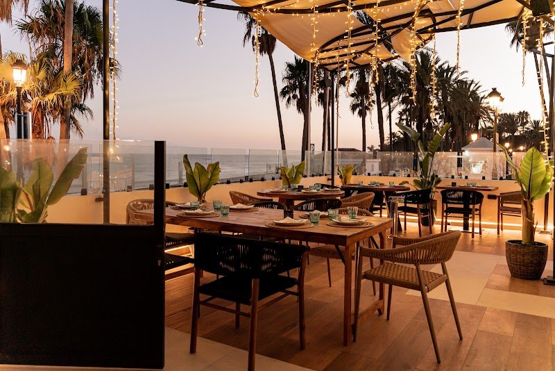Alabardero Beach Club Marbella - restaurante en Marbella, Málaga, España