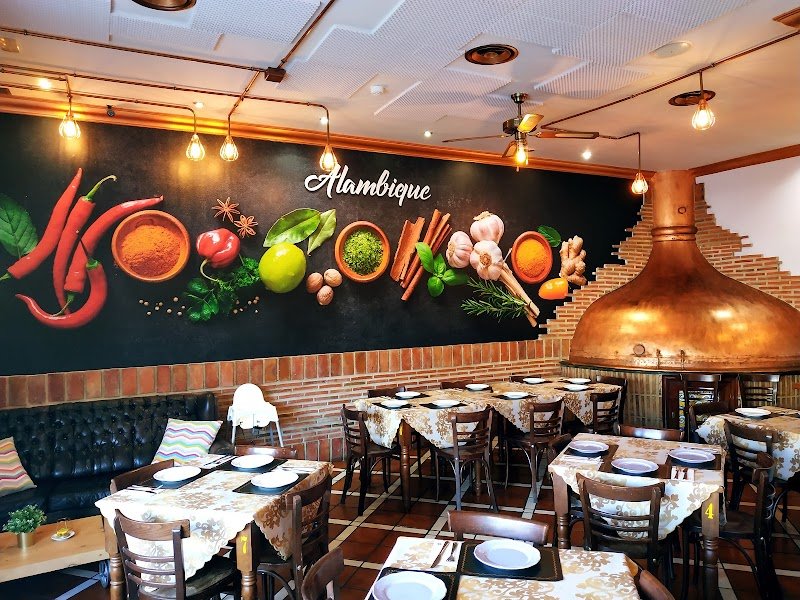 Alambique Cervecería - restaurante en Alicante, Alicante, España