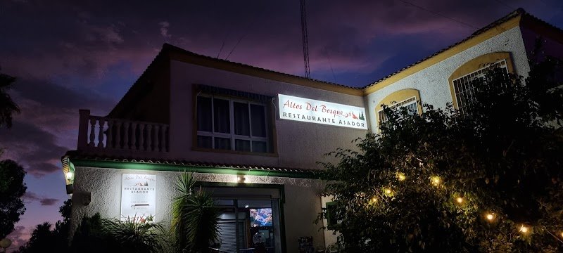 Altos del Bosque Restaurante asador - restaurante en Guardamar del Segura, Alicante, España