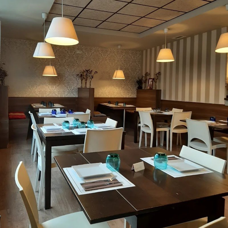 Anavi Gastrobar - restaurante en El Puig, Valencia, España