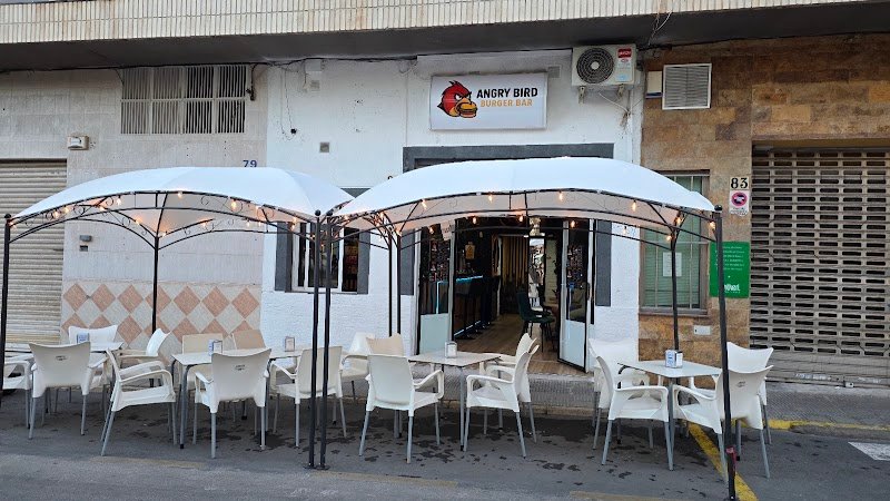 ANGRY BIRD BURGER BAR - restaurante en Torrevieja, Alicante, España