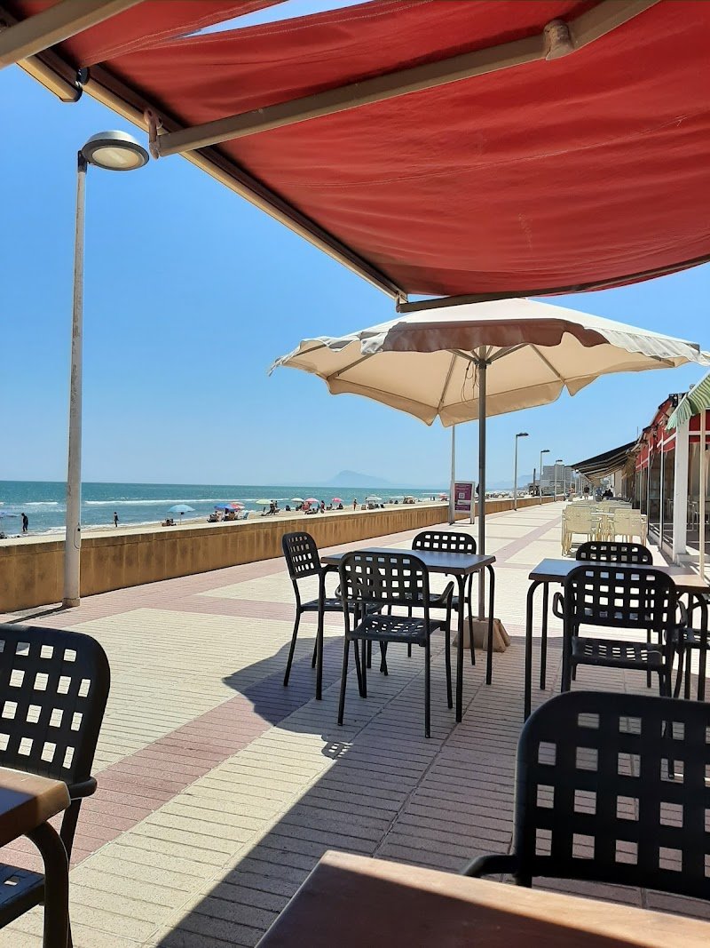 AnticaPizza Playa De Daimús - restaurante en Daimús, Valencia, España