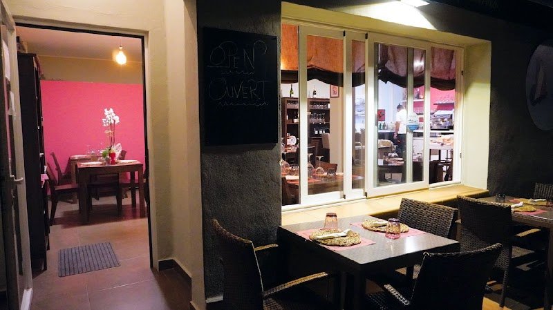 Aux 2 Papillons - restaurante en Moraira, Alicante, España