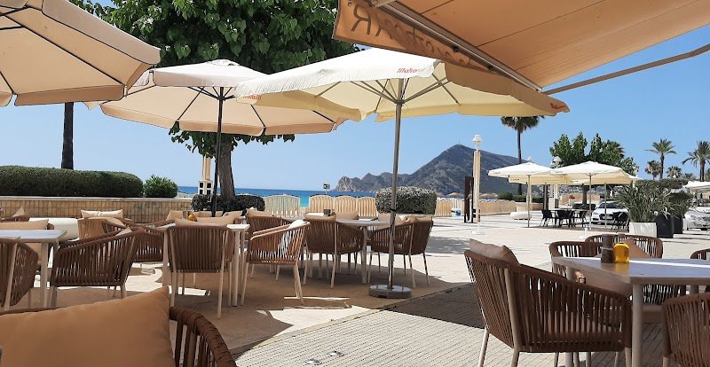 Aux Delices Cafetaria Heladeria - restaurante en Altea, Alicante, España