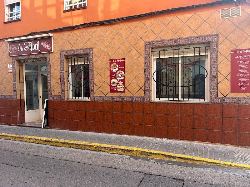 Bar 9 de Abril - restaurante en Sagunto, Valencia, España