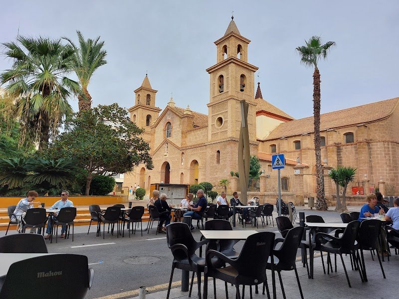 Bar Cafetería Plaza - restaurante en Torrevieja, Alicante, España