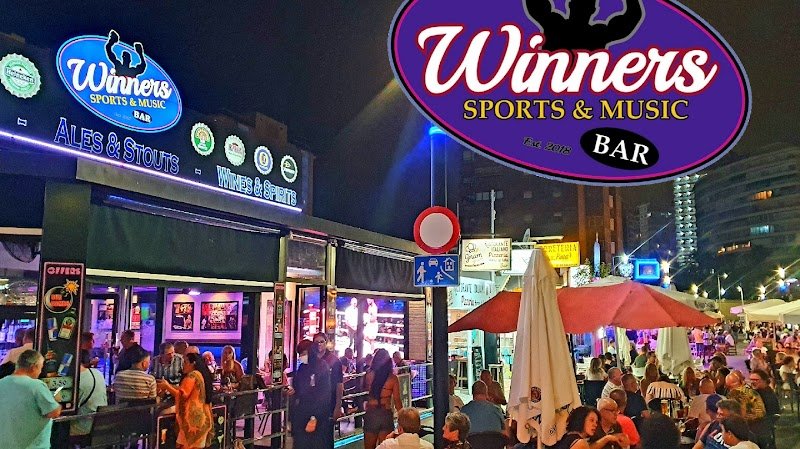 Bar de Deportes y Música Winners - restaurante en Benidorm, Alicante, España