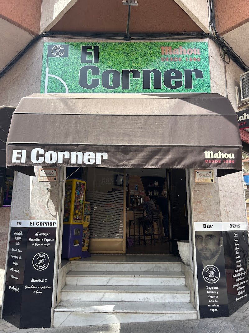 Bar el Corner - restaurante en Santa Pola, Alicante, España