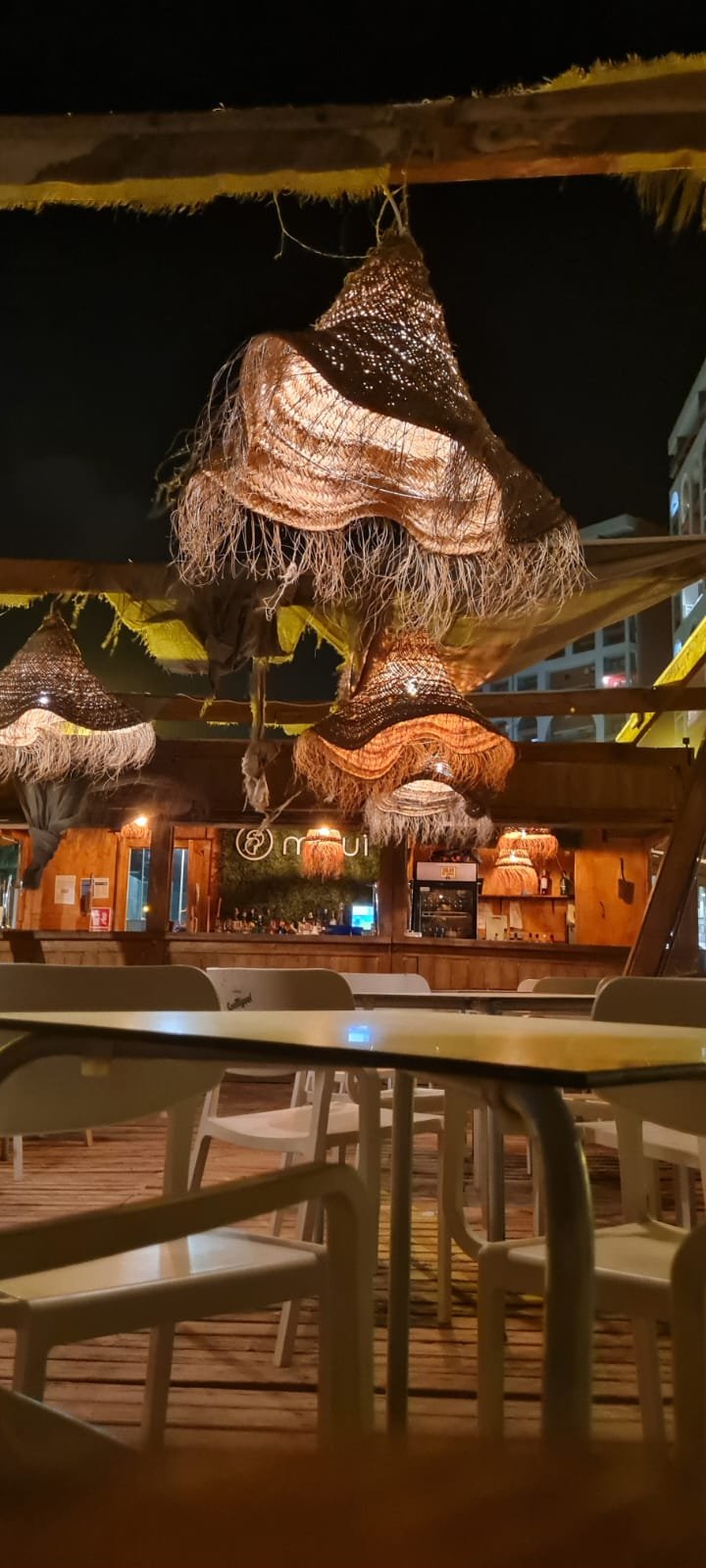 Bar Maui beach cullera - restaurante en Cullera, Valencia, España