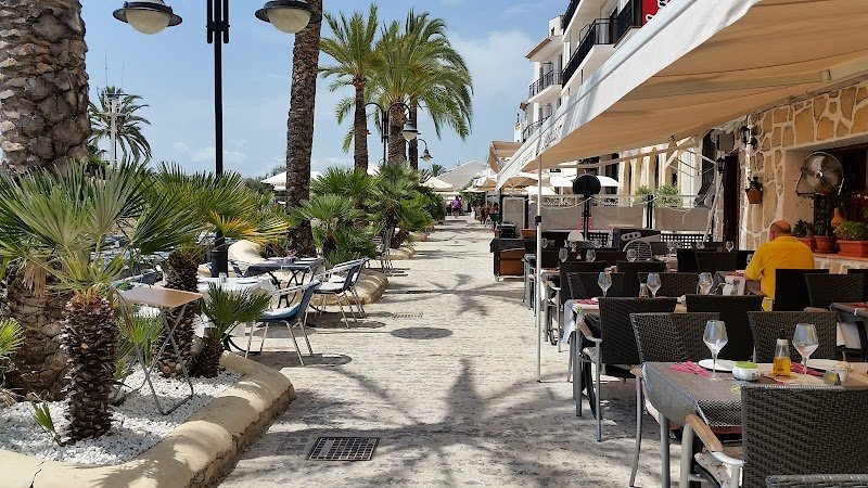 Bar Miramar 19 - restaurante en Moraira, Alicante, España