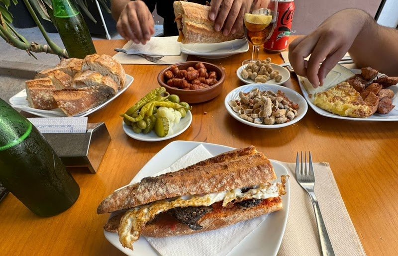 Bar Restaurante Ca MARIO - restaurante en La Vall d'Uixó, Castellón, España
