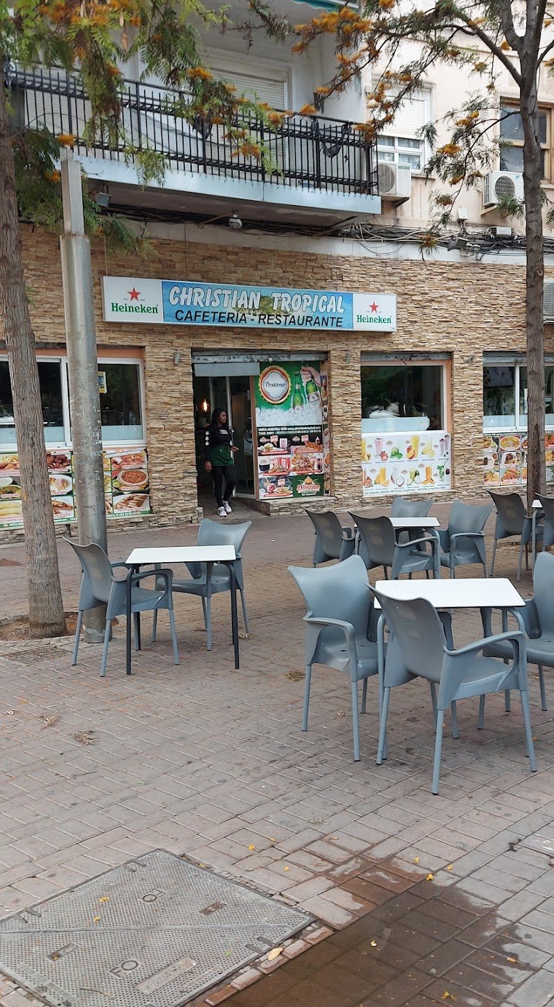 Bar Restaurante Christian Tropical - restaurante en Alicante, Alicante, España