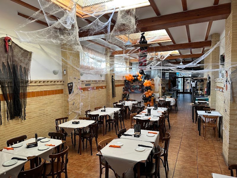 Bar Restaurante El Casino - restaurante en Canet d'en Berenguer, Valencia, España