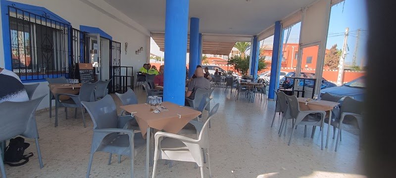 Bar Restaurante El Xiringuito - restaurante en Oliva, Valencia, España