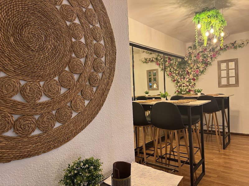 BAR RESTAURANTE NO NAME - restaurante en Gandía, Valencia, España
