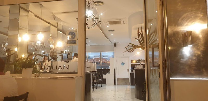 Bar restaurante Puccini - restaurante en Cabo Roig, Alicante, España