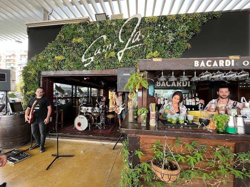 Bar Saint James Puerto - restaurante en Santa Pola, Alicante, España