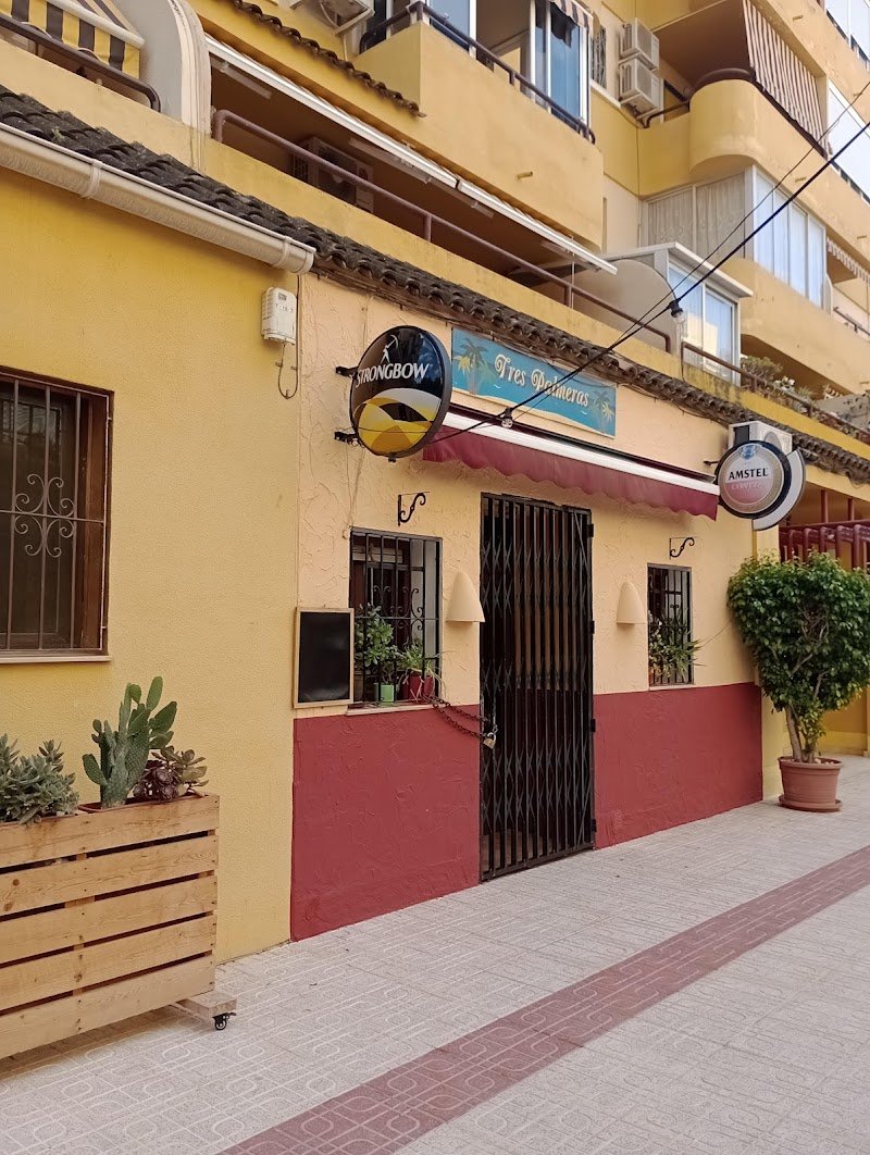 Bar Tres Palmeras - restaurante en Calpe, Alicante, España