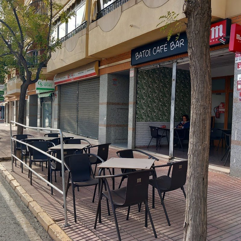 Batoi Café Bar - restaurante en San Vicente del Raspeig, Alicante, España