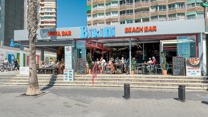 Bikini Beach Bar - restaurante en Benidorm, Alicante, España