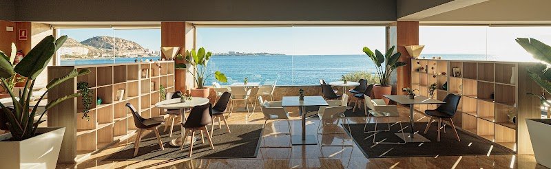 Bistró Agua Marina - restaurante en Alicante, Alicante, España