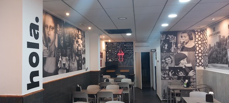 Bobber RestoBar - restaurante en Orihuela, Alicante, España