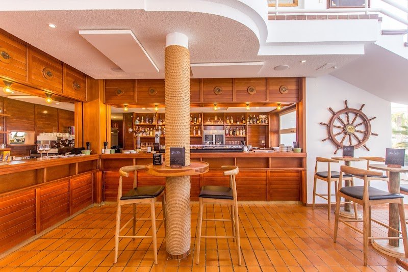 Bon Vent. Restaurante Club Náutico de Altea - restaurante en Altea, Alicante, España